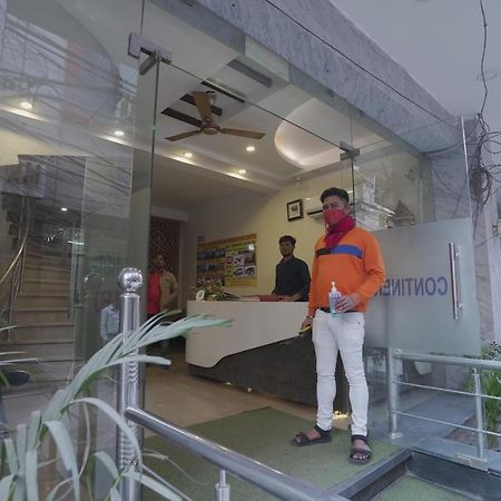 Hotel Leo Continental Νέο Δελχί Εξωτερικό φωτογραφία