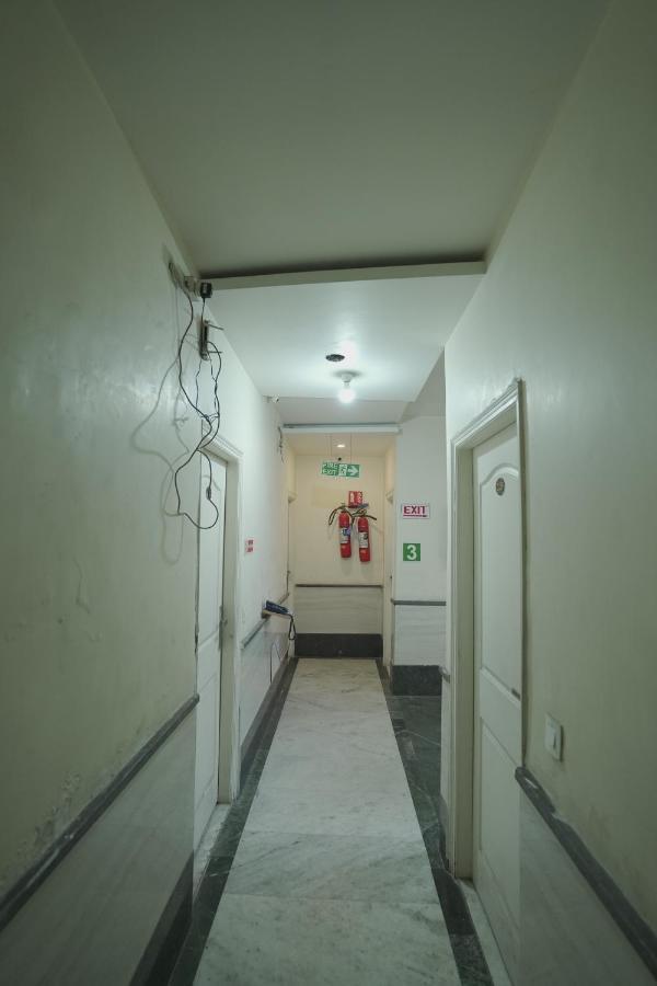 Hotel Leo Continental Νέο Δελχί Εξωτερικό φωτογραφία