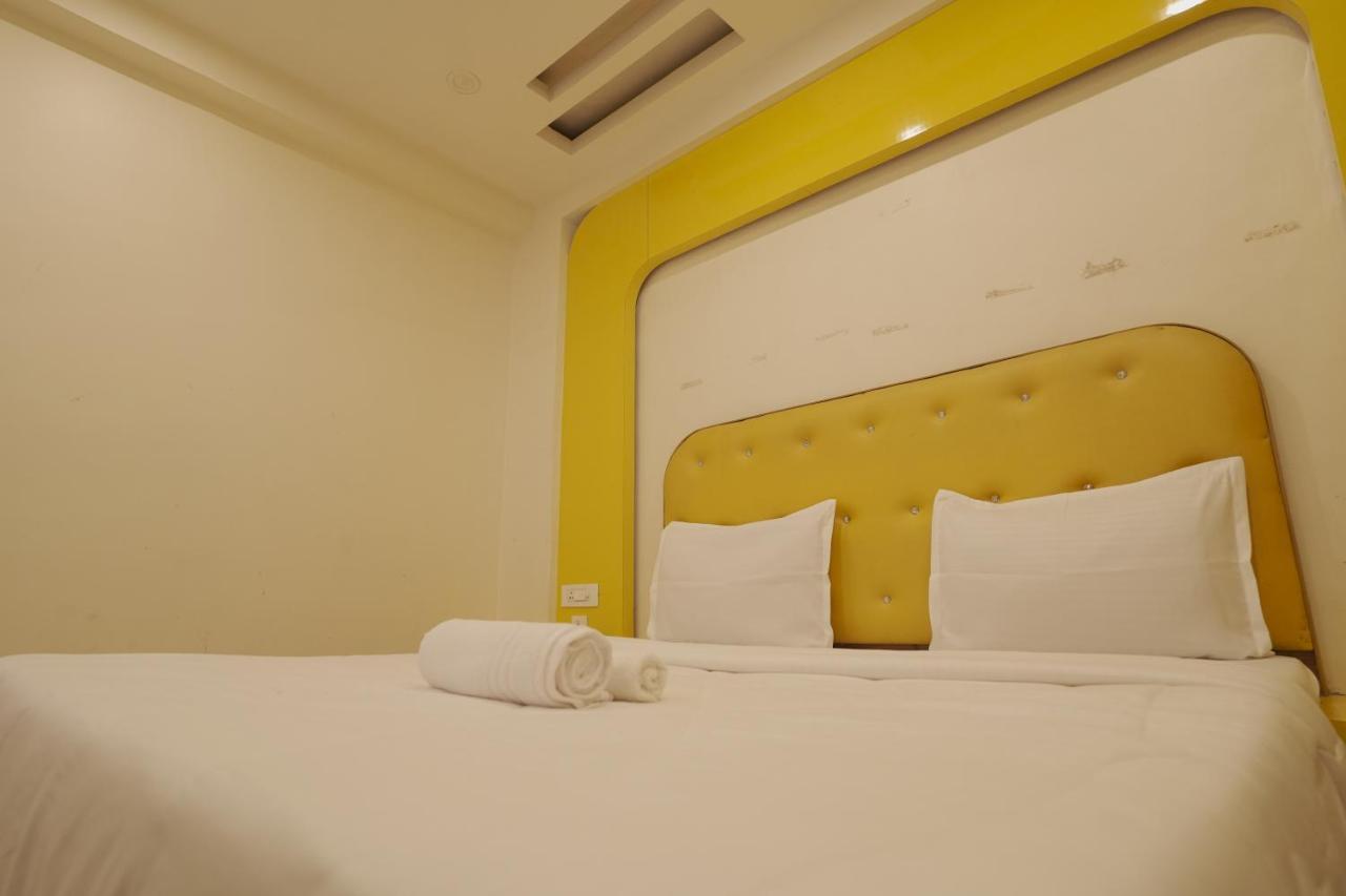 Hotel Leo Continental Νέο Δελχί Εξωτερικό φωτογραφία