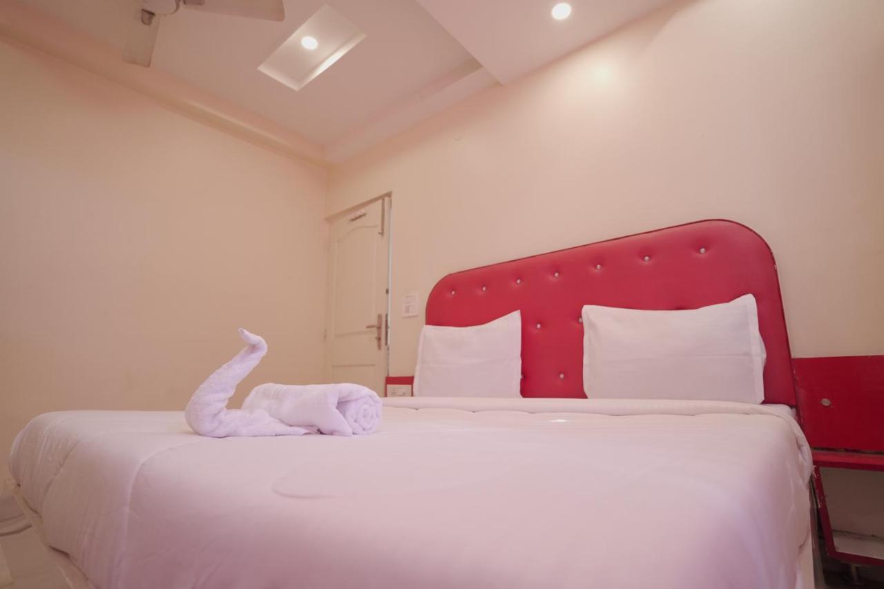 Hotel Leo Continental Νέο Δελχί Εξωτερικό φωτογραφία